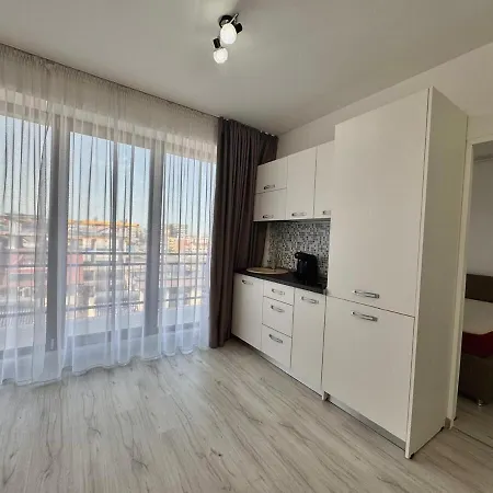Apartment Wave Mamaia Nord *