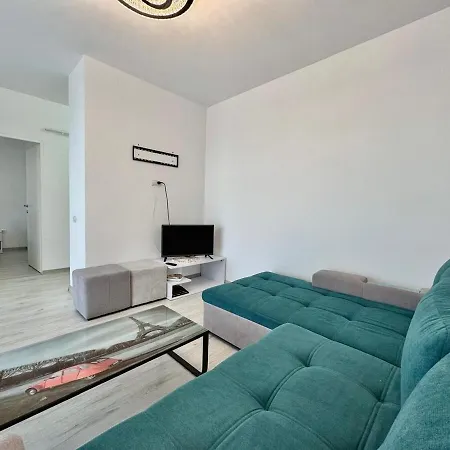 Wave Mamaia Nord Apartment